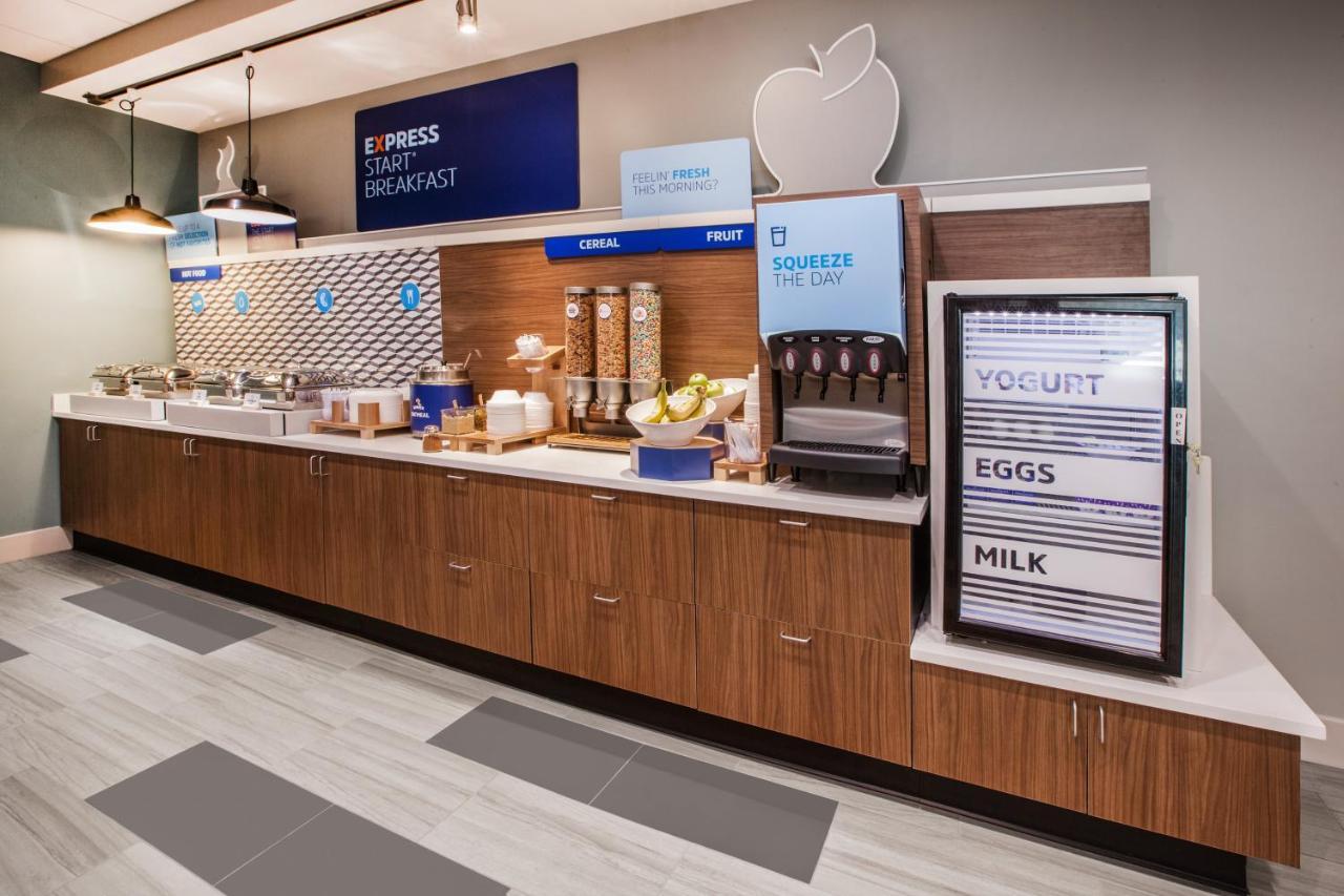 Holiday Inn Express Princeton By Ihg Exterior photo