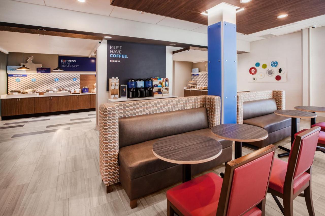 Holiday Inn Express Princeton By Ihg Exterior photo