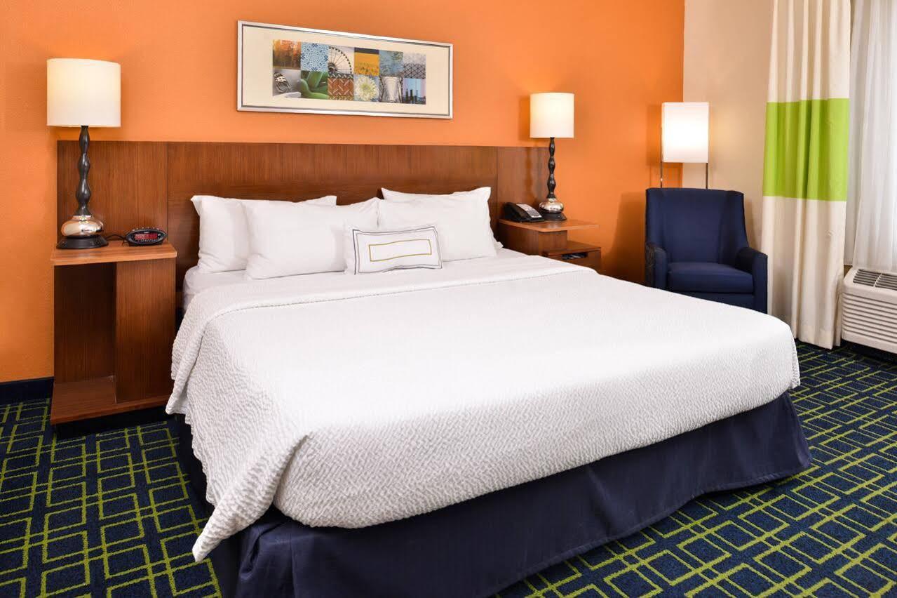 Holiday Inn Express Princeton By Ihg Exterior photo