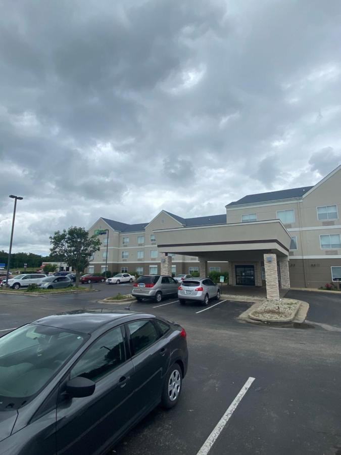 Holiday Inn Express Princeton By Ihg Exterior photo
