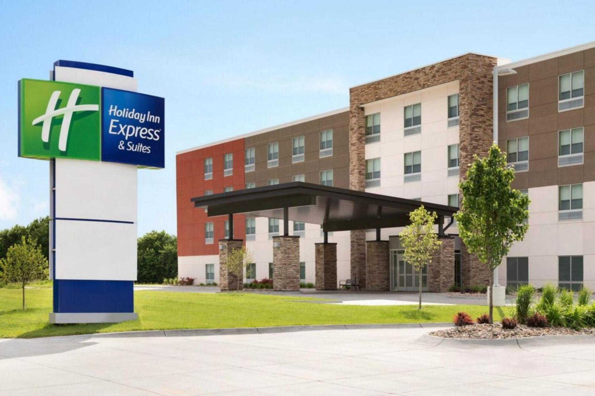 Holiday Inn Express Princeton By Ihg Exterior photo