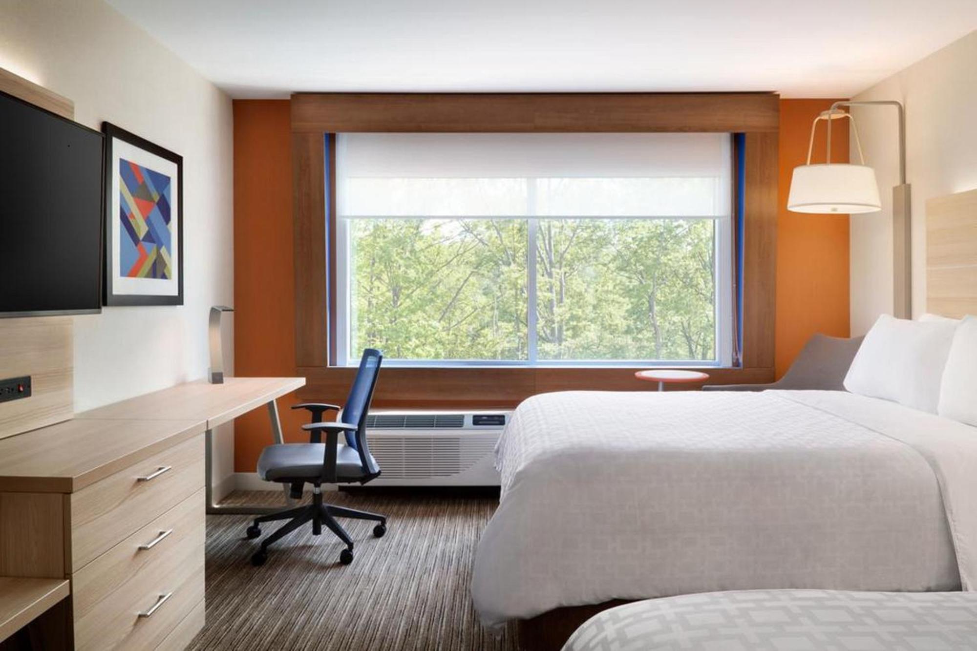 Holiday Inn Express Princeton By Ihg Exterior photo